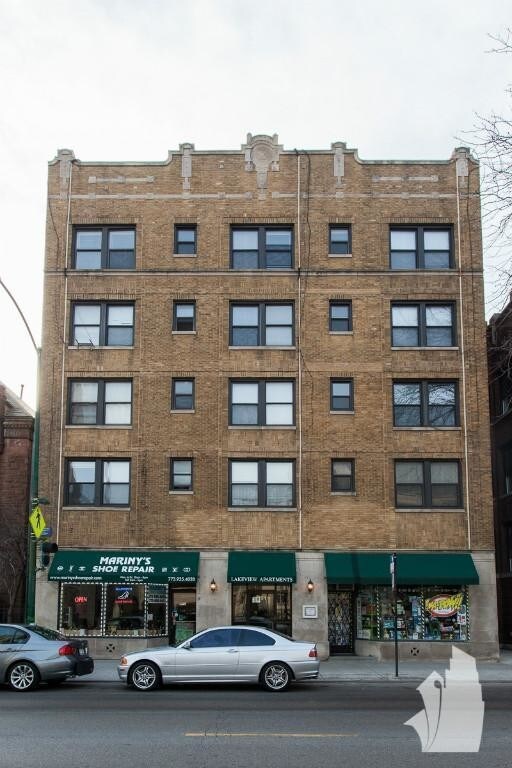 711 W Belmont Ave Unit 208