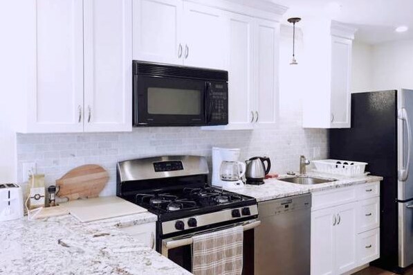 Photo - 14 Bradbury St