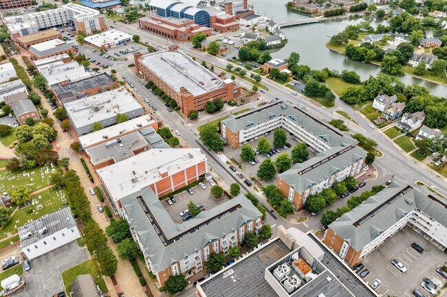 Building Photo - Heritage at Settler’s Landing Rental