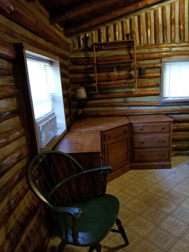 Photo - 3050 J Maddy Pky Apartamentos Unidad #2 Tonawanda Cabin