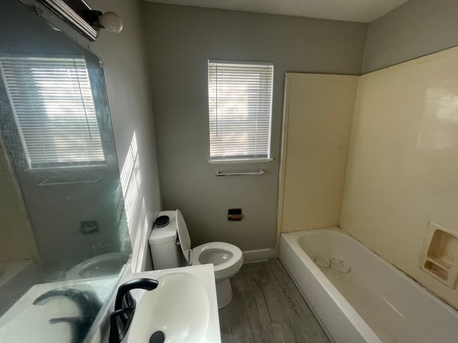 Photo - 1126 Barbara Ann Dr