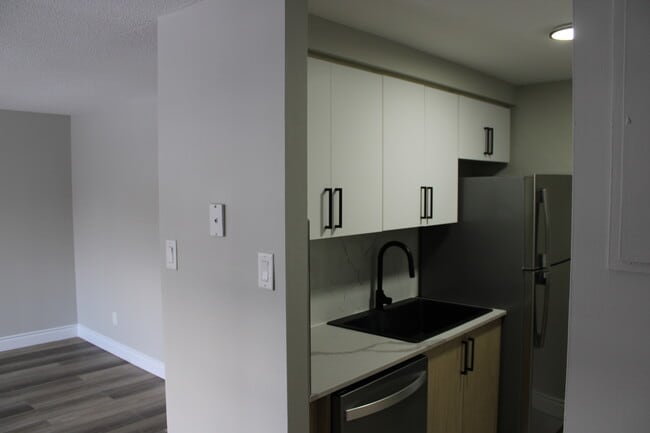 Photo - 21 Holborn Drive