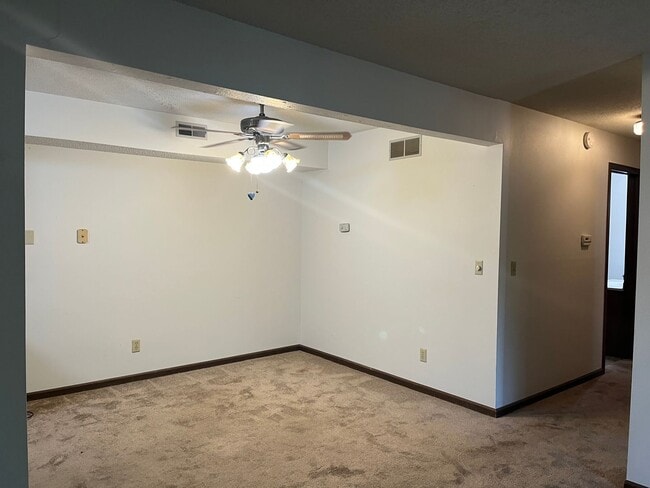 Photo - 3039 SW Maupin Ln