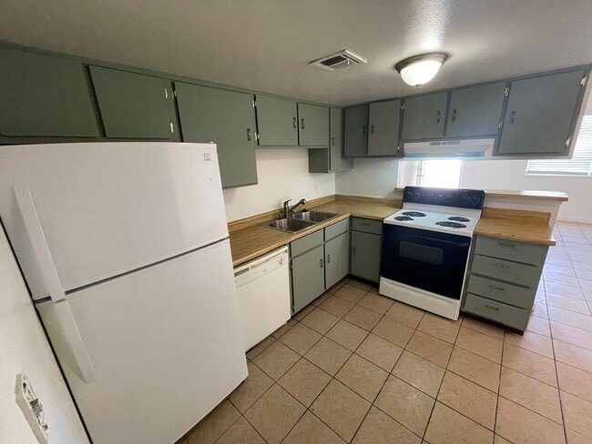 Photo - 4155 Solteros St Unit 2