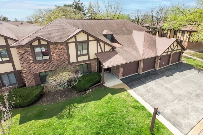 Photo - 1700 Lakecliffe Dr