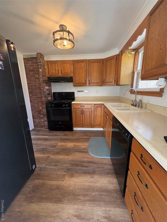 Photo - 340 Metzger Rd