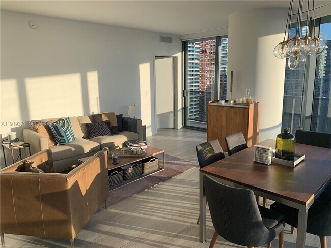 Photo - 55 SW 9th St Unit 3406