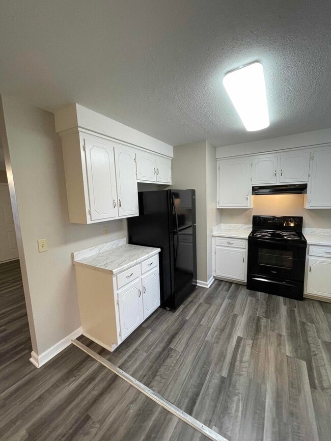 Photo - 1005 Peachers Mill Rd