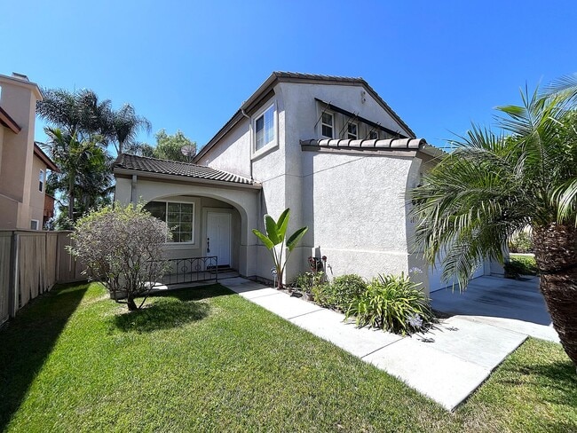 6079 Paseo Pradera