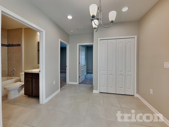 Photo - 4648 Lindever Ln