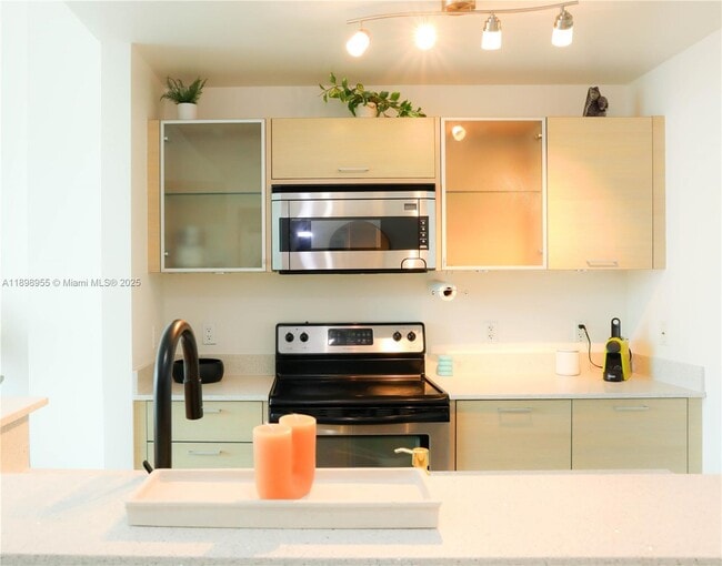 Photo - 350 NE 24th St Unit 406