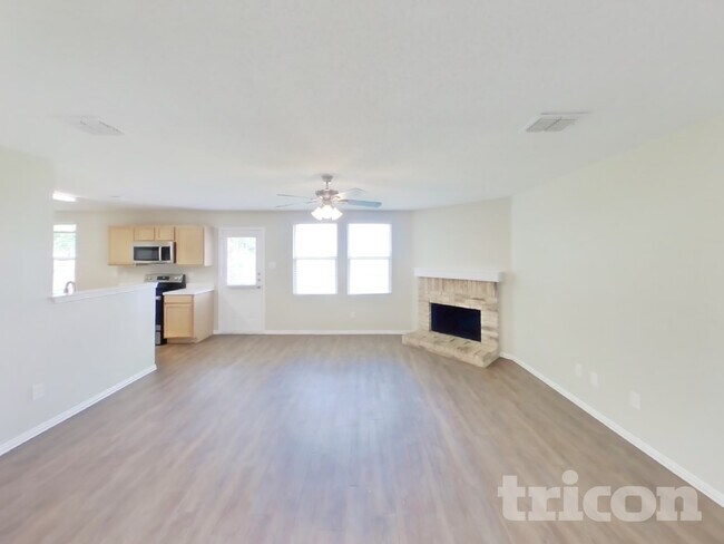 105 Phlox Ln