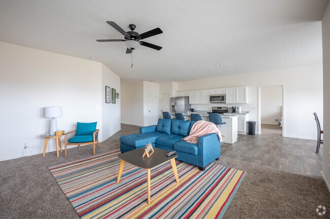 3BR, 2BA - 1.590SF - Sala de estar - Avalon Bluffs