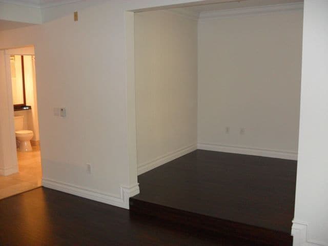 Photo - Meridian STUDIO Condo