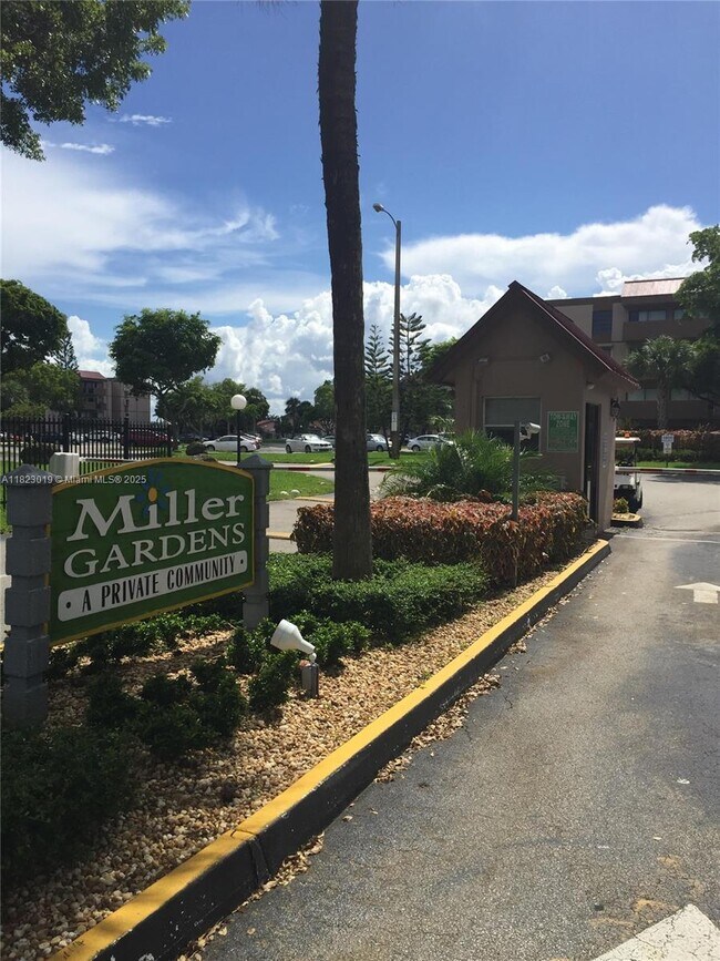 Photo - 5900 SW 127th Ave Condo Unit 3412