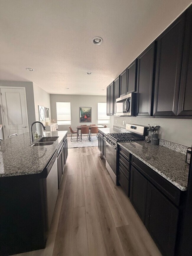 Photo - 17247 Parkside Dr N