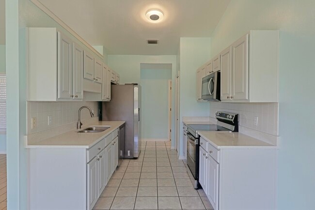 Photo - 1876 Jamaica Dr