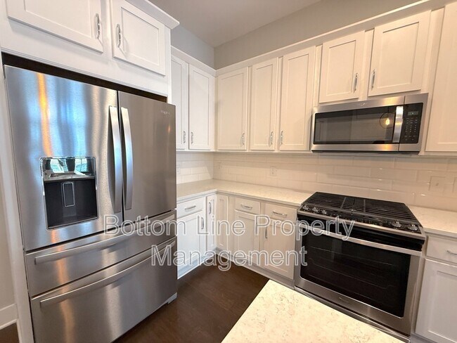 Photo - 2401 Euclid Ave Unidad 105