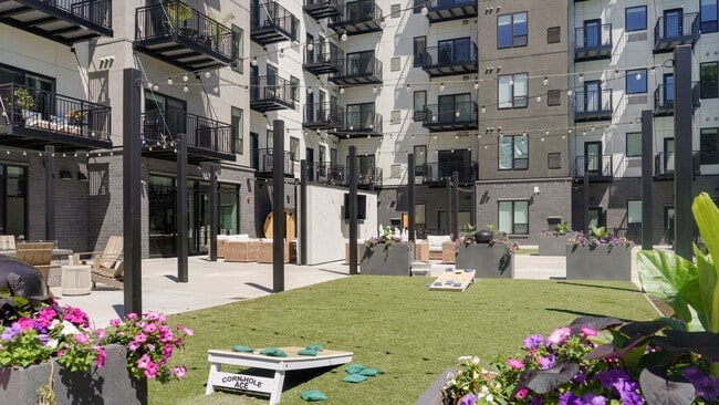 Ardor on the Bluffs South Loop Residences
