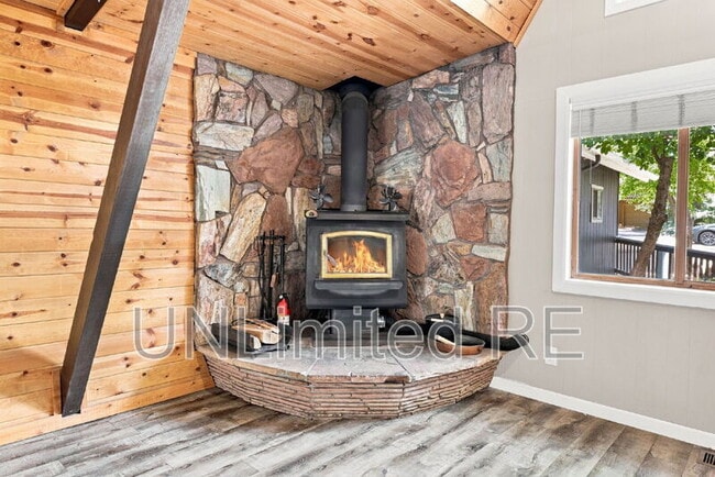 Photo - 795 E Reindeer Dr