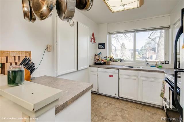 Photo - 1150 Poplar Ave