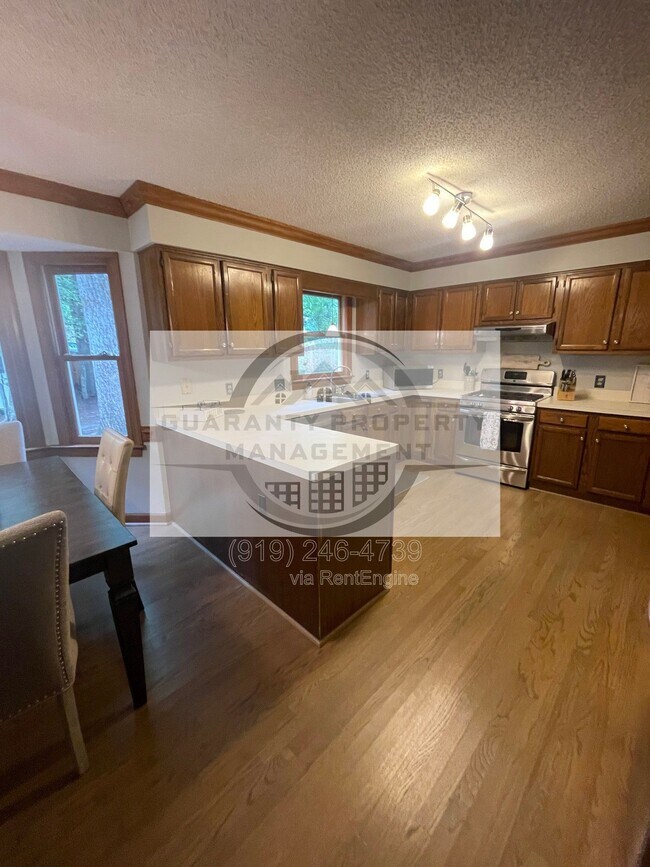 639 Greenwood Cir