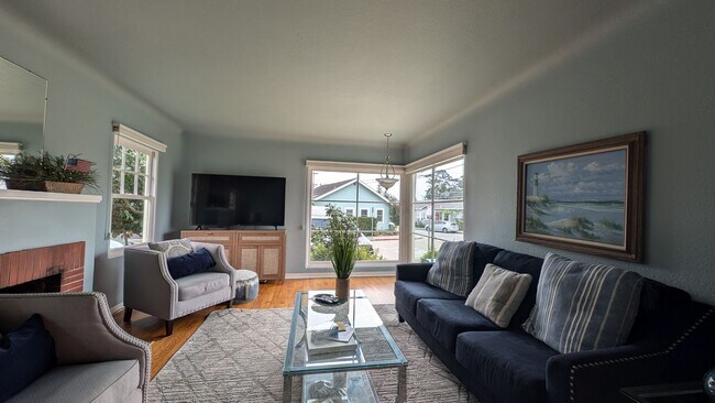 Photo - Great Seabright area 2/1 Fully Furnished Home