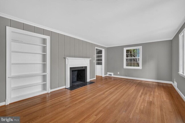 Photo - 7215 Rollingwood Dr