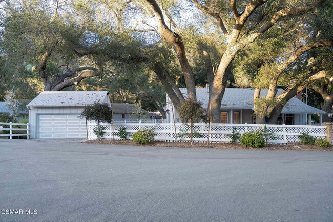 Photo - 1753 Hidden Vly Rd