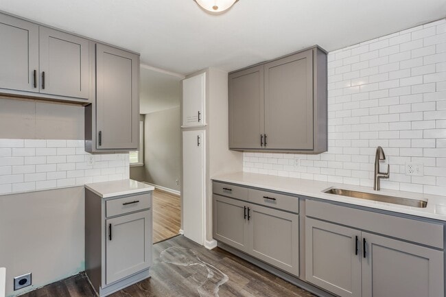 Photo - Three Bed for March move in!