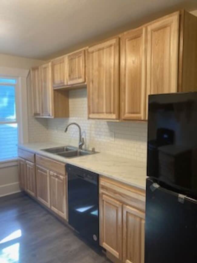 Photo - 717 N Forest St Unit #A