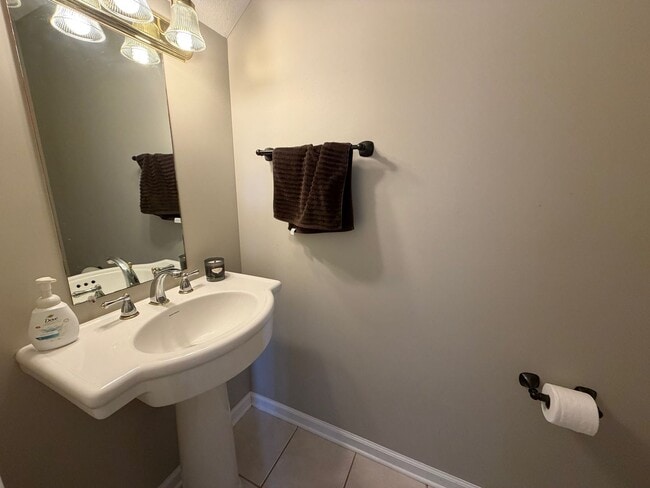 Photo - Donahue Crossing Golf View #2812 Unit 2812