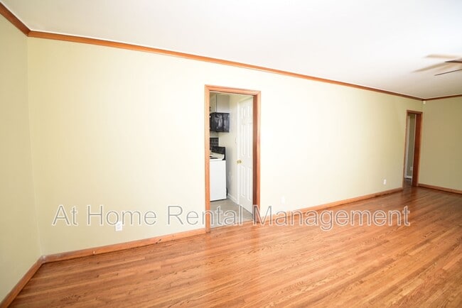 Photo - 477 S Norwood Ave