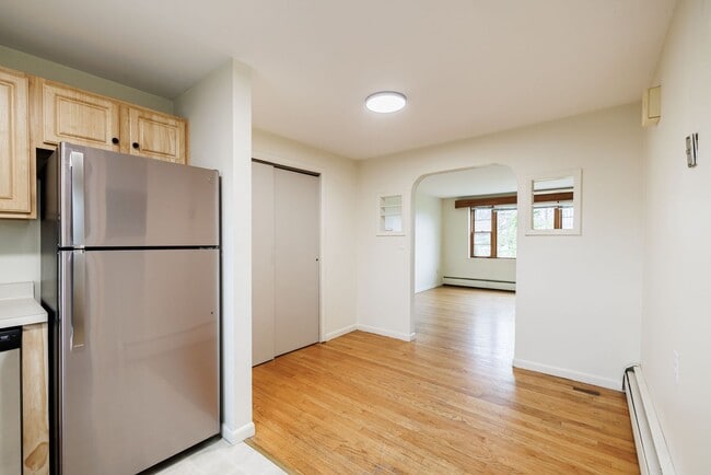 Photo - Emerson Road Unidad #2