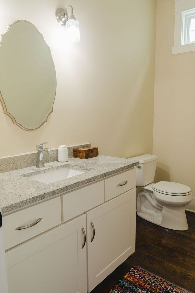 Photo - Beautiful 3 bedroom Home for Rent, middle of The Nations with a "4th"/bonus room