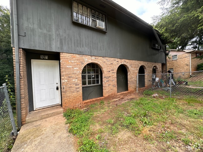 Building Photo - 1071-1073 Laurel Ln NW Rental