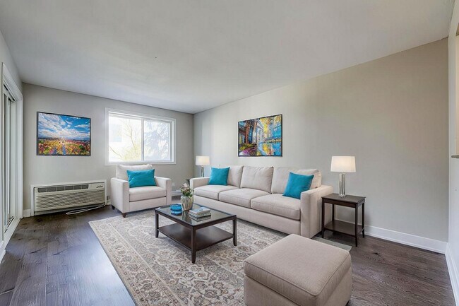 Photo - Talisman Square