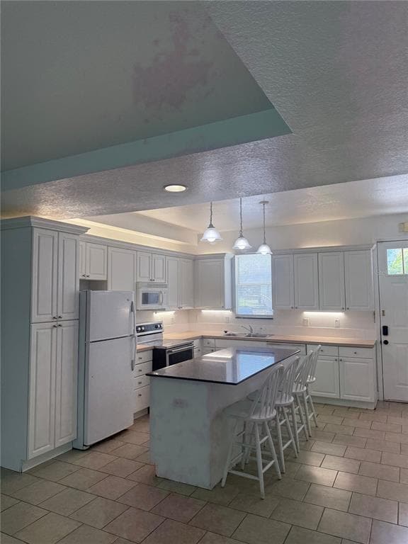 Photo - 2053 Green Oak Ct