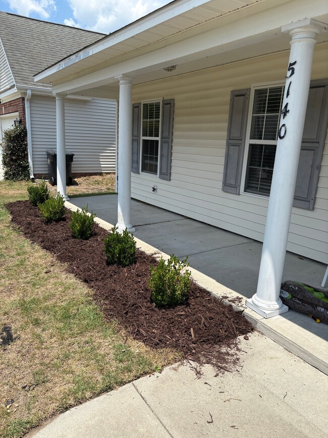 Photo - 5140 Long Pointe Rd
