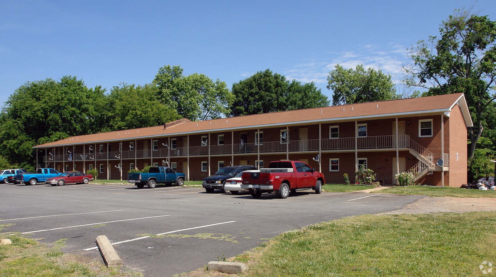 Photo - 1141 Motor Rd Apartments