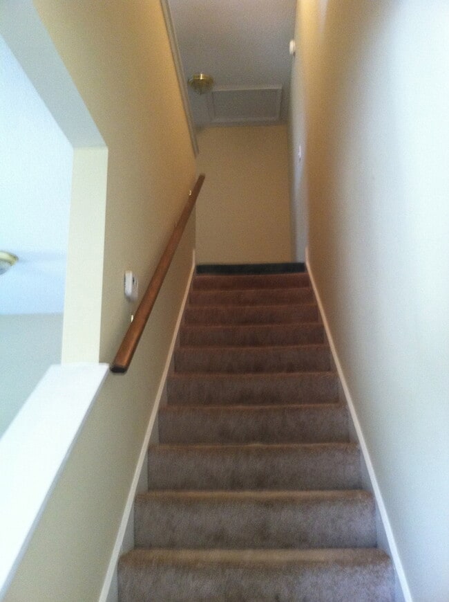 Photo - 3bed/2bath duplex in Twin City for August!