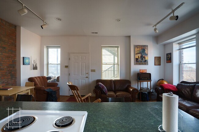 Photo - 79 Parsons Ave Unit 83 Parsons Ave Apt. A