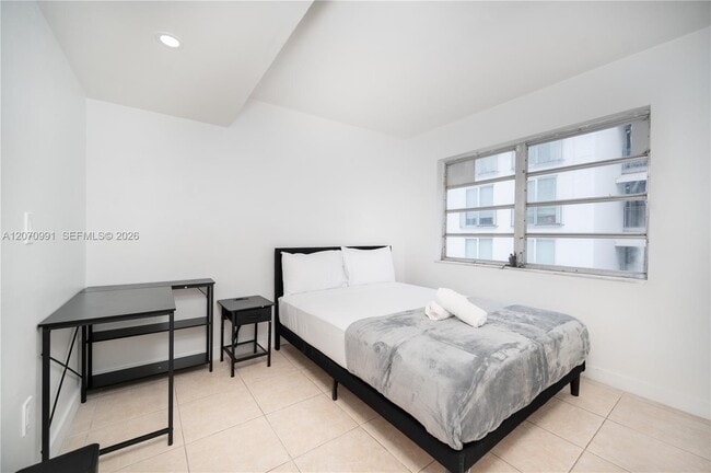 Photo - 500 NE 26th St Unit 5D