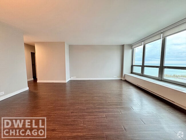 Building Photo - 3440 N Lake Shore Dr Rental