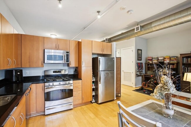 Photo - Incredible 1BR/1BA Condo INCLUDES Garage Parking in Vibrant Mount Vernon Triangle!