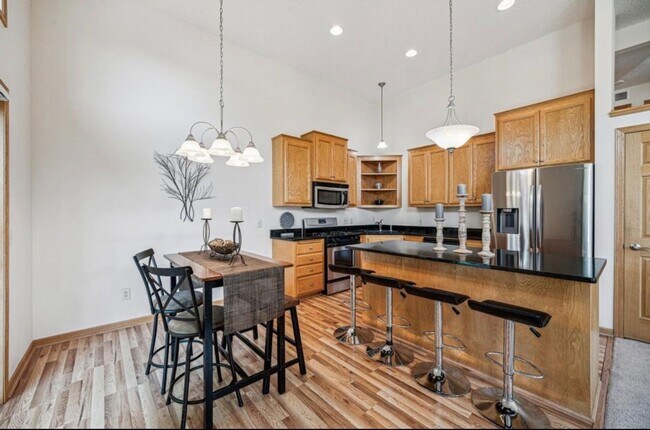 Photo - 8315 Cedarview Cir