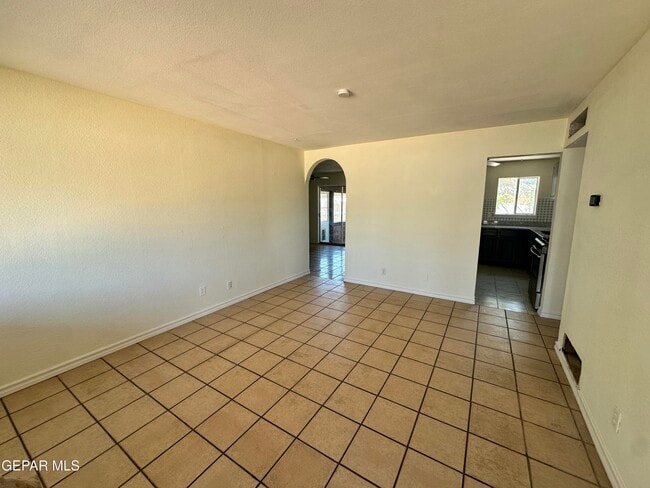 Photo - 10336 Windsor Dr