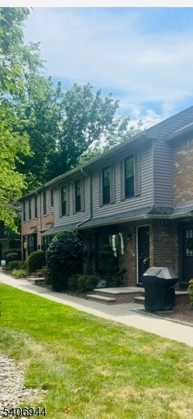 Photo - 181 Long Hill Rd Unit 2