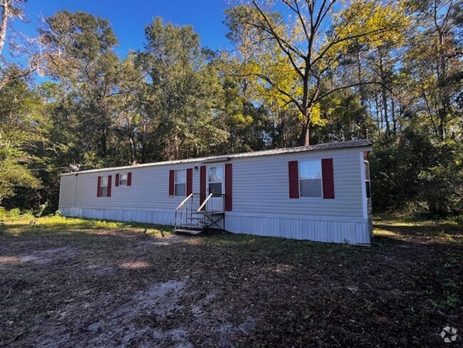 Building Photo - Two Bedroom Singlewide Home North Crawford...