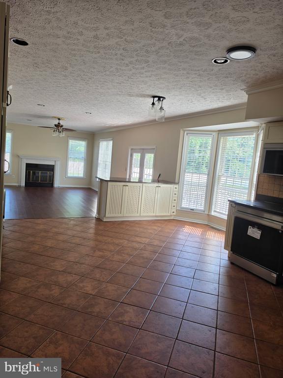 Photo - 101 Tarks Ln